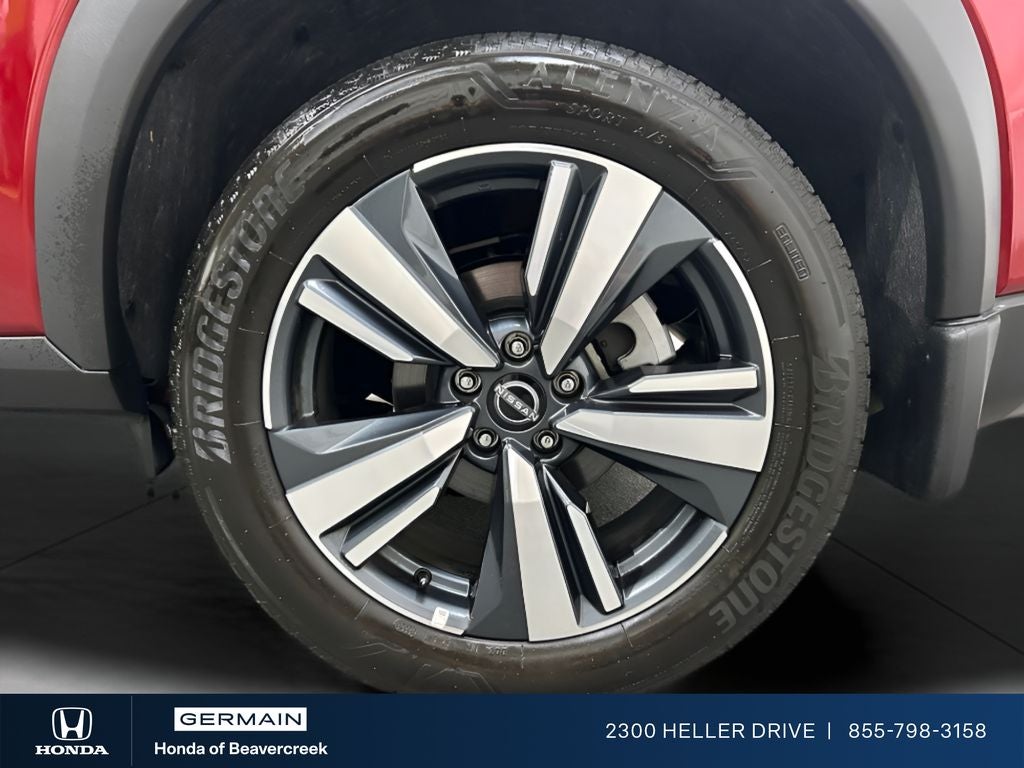 2025 Nissan Rogue SL