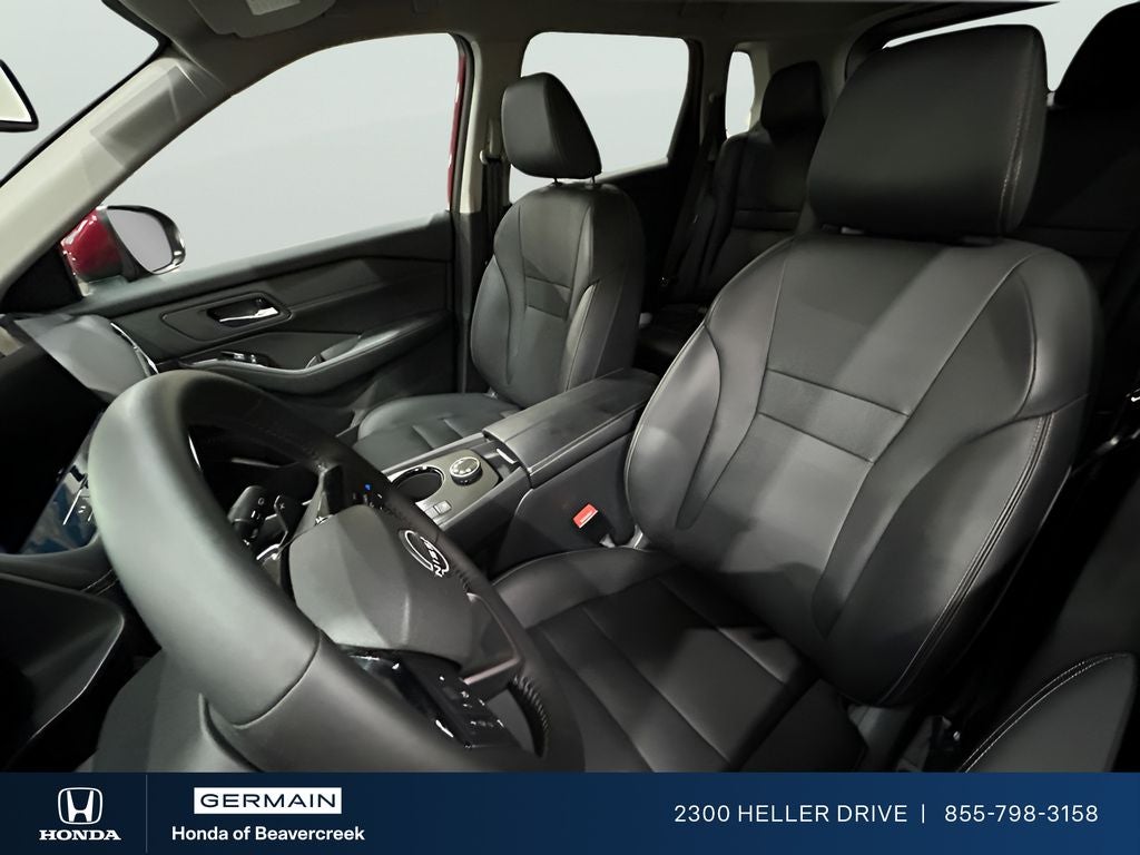2025 Nissan Rogue SL