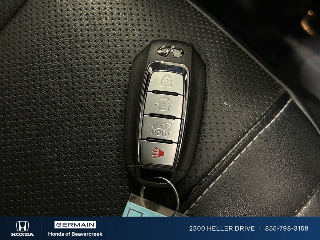 2023 INFINITI QX60 LUXE