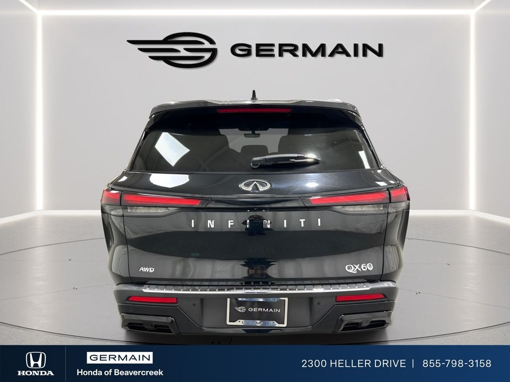 2023 INFINITI QX60 LUXE