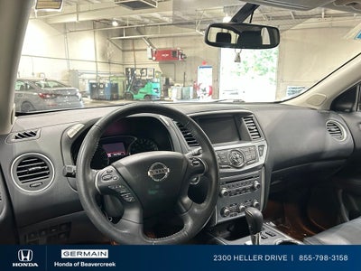 2017 Nissan Pathfinder SL