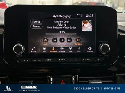 2022 Nissan Pathfinder SV