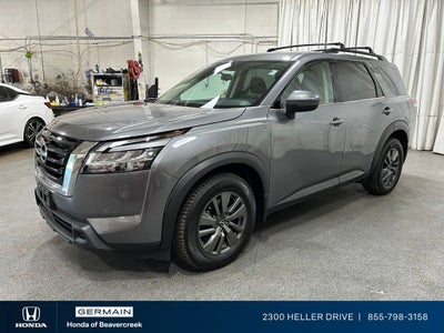 2022 Nissan Pathfinder SV