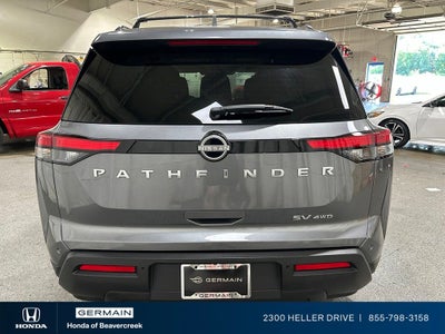 2022 Nissan Pathfinder SV
