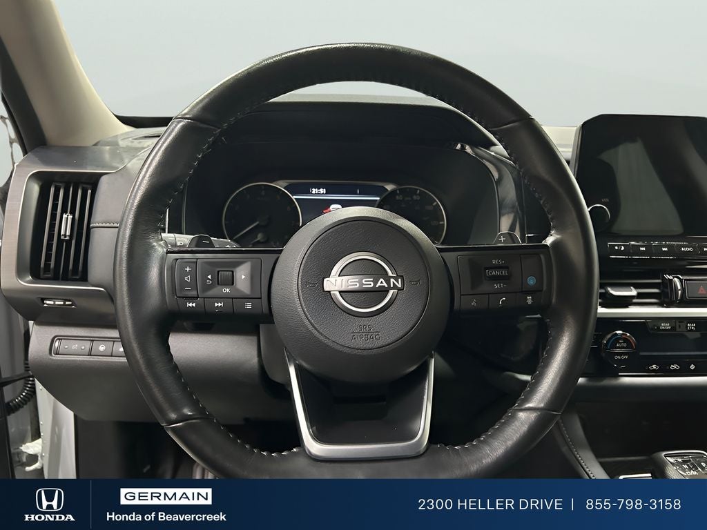 2025 Nissan Pathfinder SL