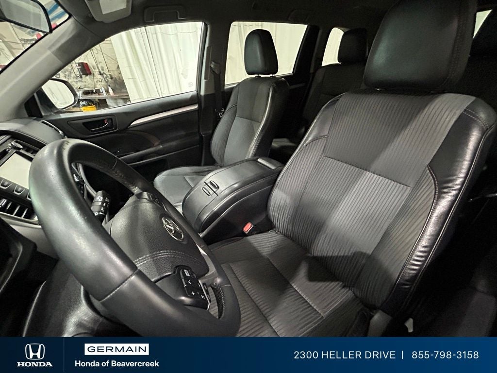 2016 Toyota Highlander LE Plus V6