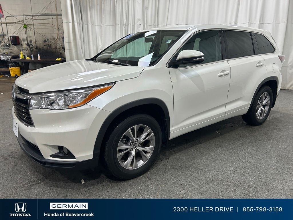 2016 Toyota Highlander LE Plus V6