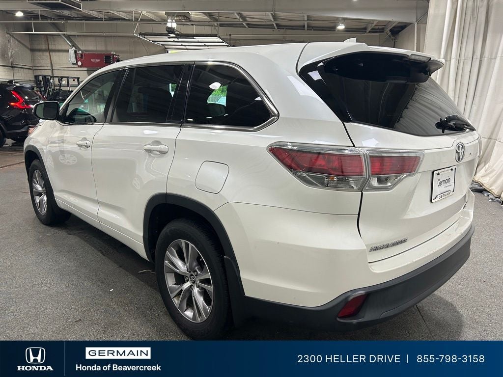 2016 Toyota Highlander LE Plus V6
