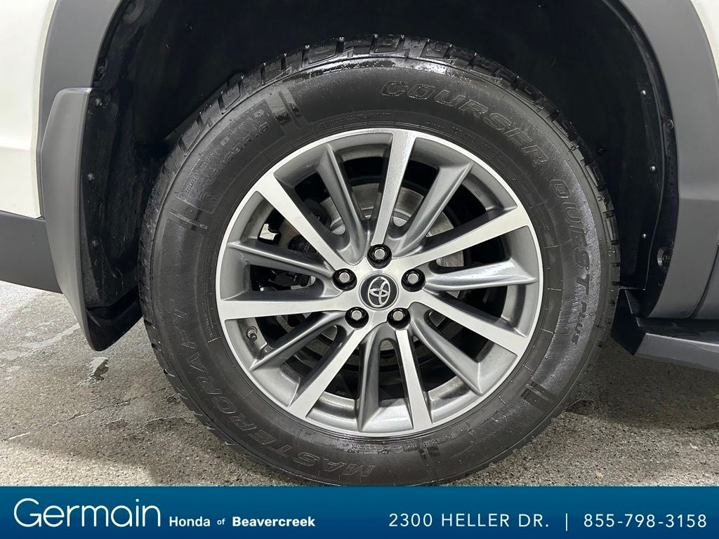 2019 Toyota Highlander SE