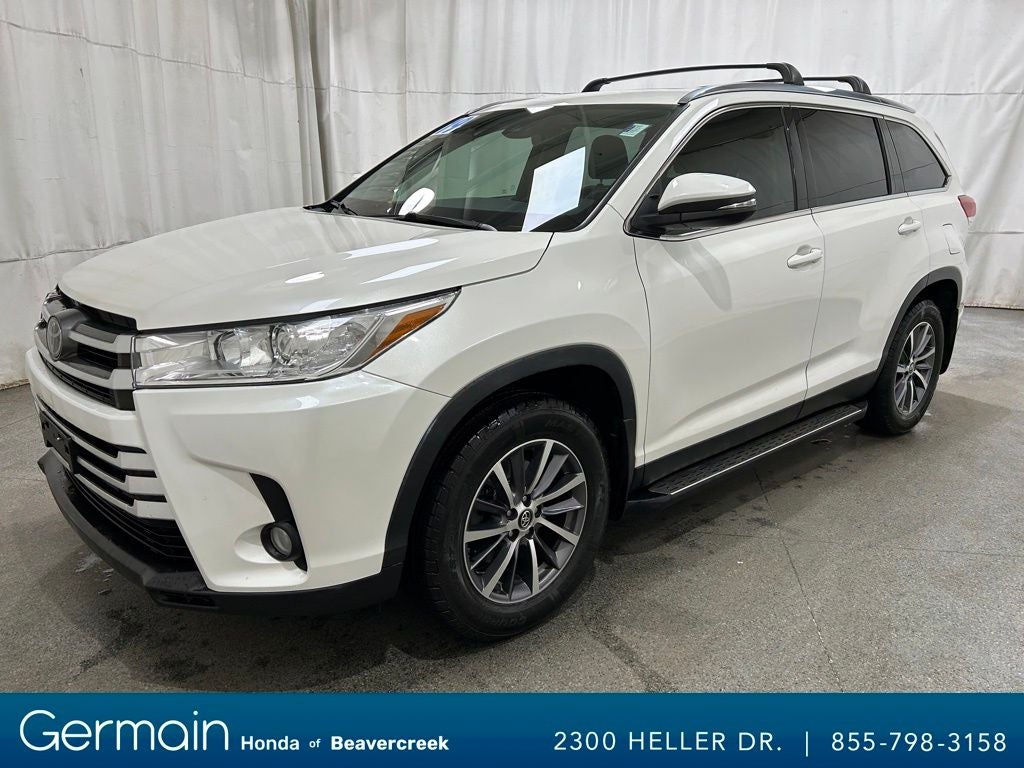 2019 Toyota Highlander SE
