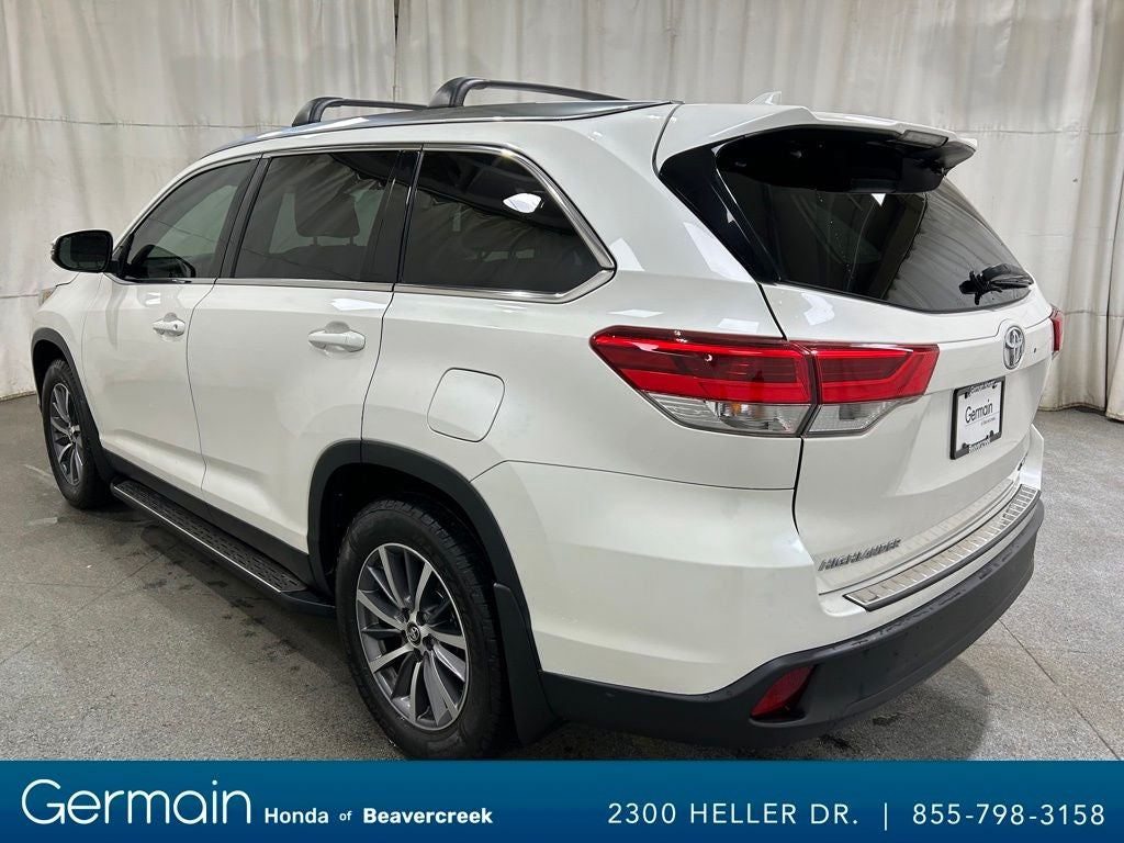 2019 Toyota Highlander SE