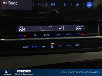 2021 Toyota Sienna LE 8 Passenger