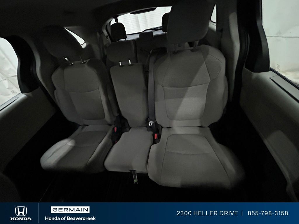2021 Toyota Sienna LE 8 Passenger