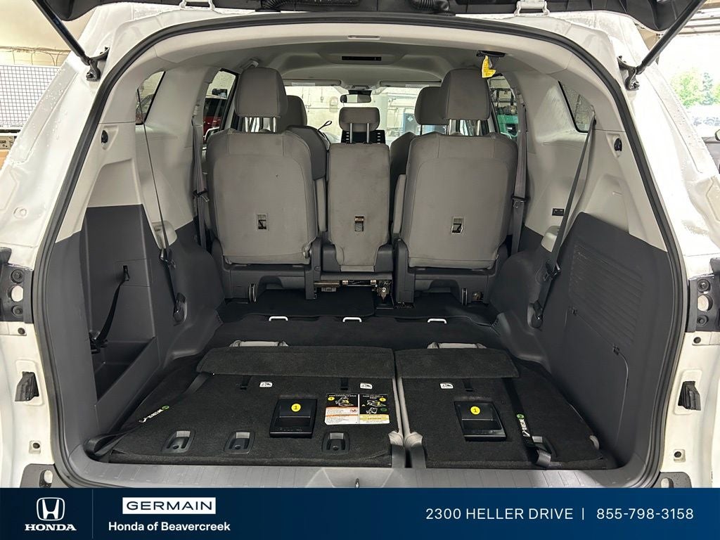 2021 Toyota Sienna LE 8 Passenger