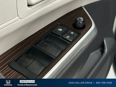 2022 Toyota Sienna LE 8 Passenger