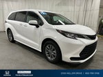 2022 Toyota Sienna LE 8 Passenger