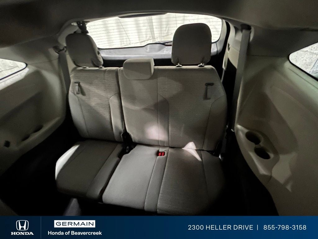 2022 Toyota Sienna LE 8 Passenger