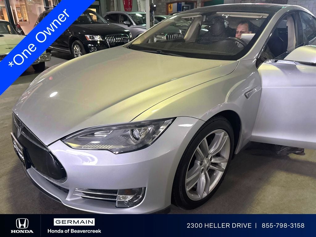 2013 Tesla Model S 4dr Sdn