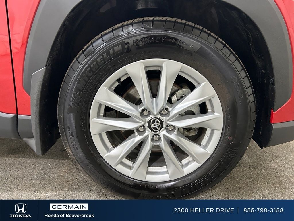 2024 Toyota Corolla Cross LE