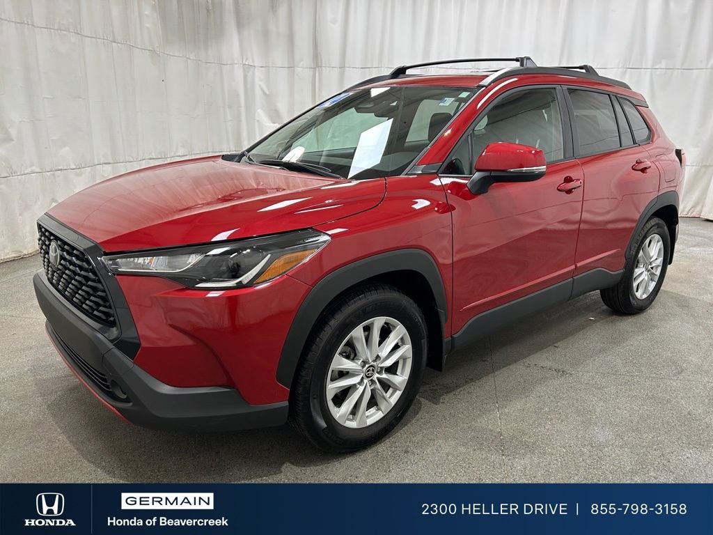 2024 Toyota Corolla Cross LE