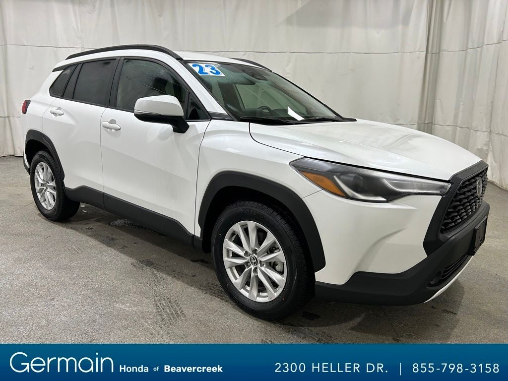 2023 Toyota Corolla Cross LE