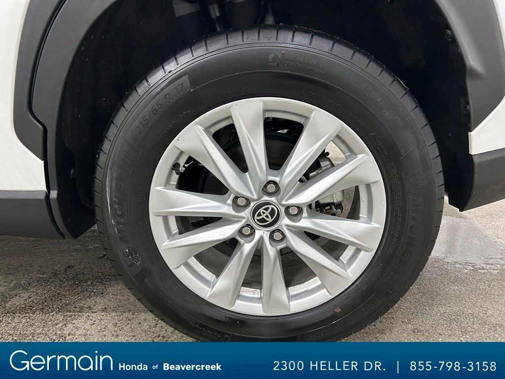 2023 Toyota Corolla Cross LE