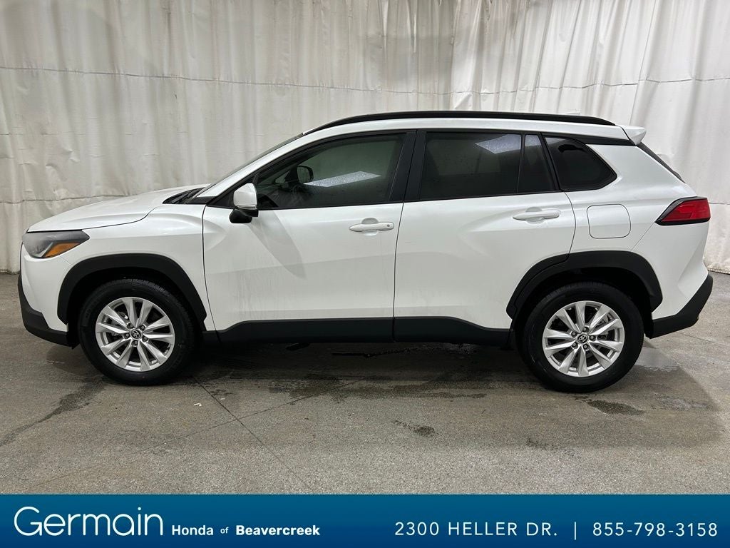 2023 Toyota Corolla Cross LE