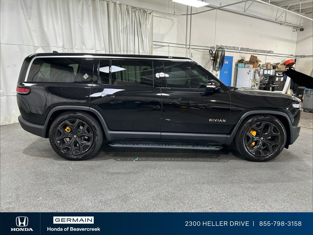 2023 Rivian R1S Adventure