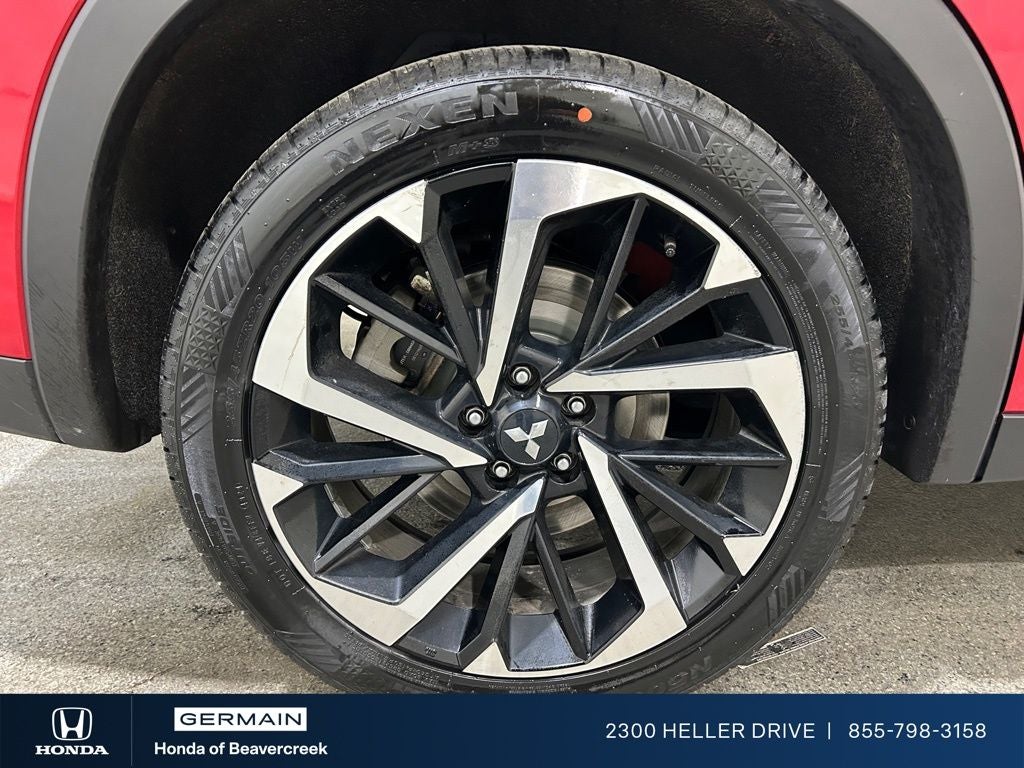 2023 Mitsubishi Outlander SE