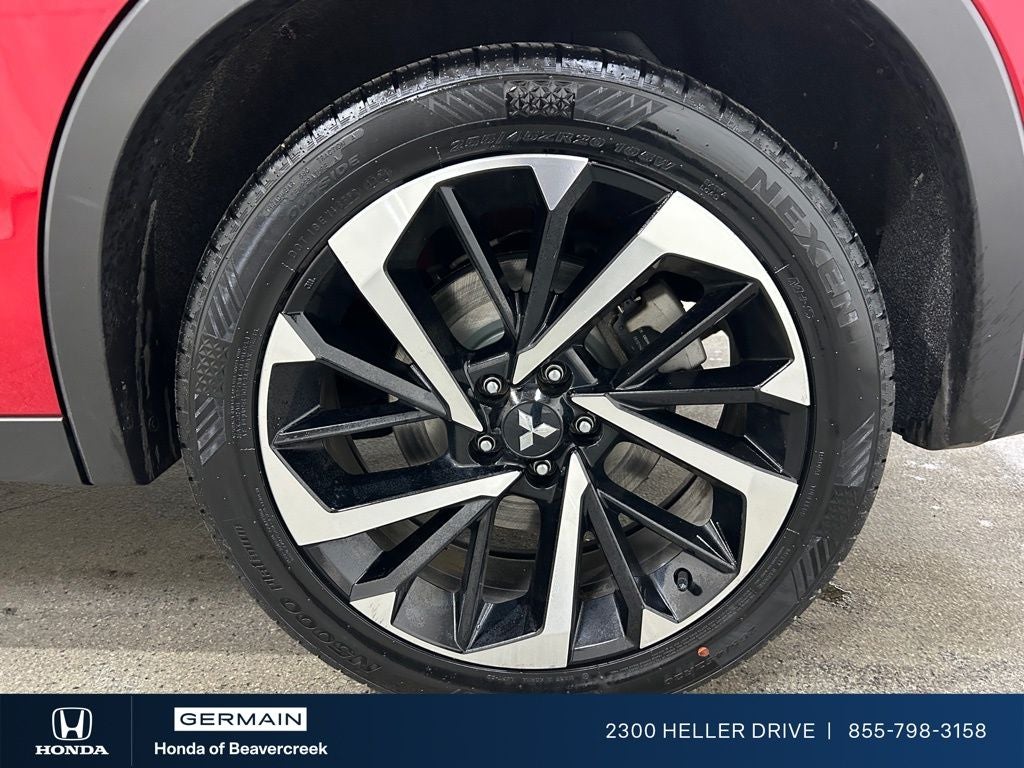 2023 Mitsubishi Outlander SE