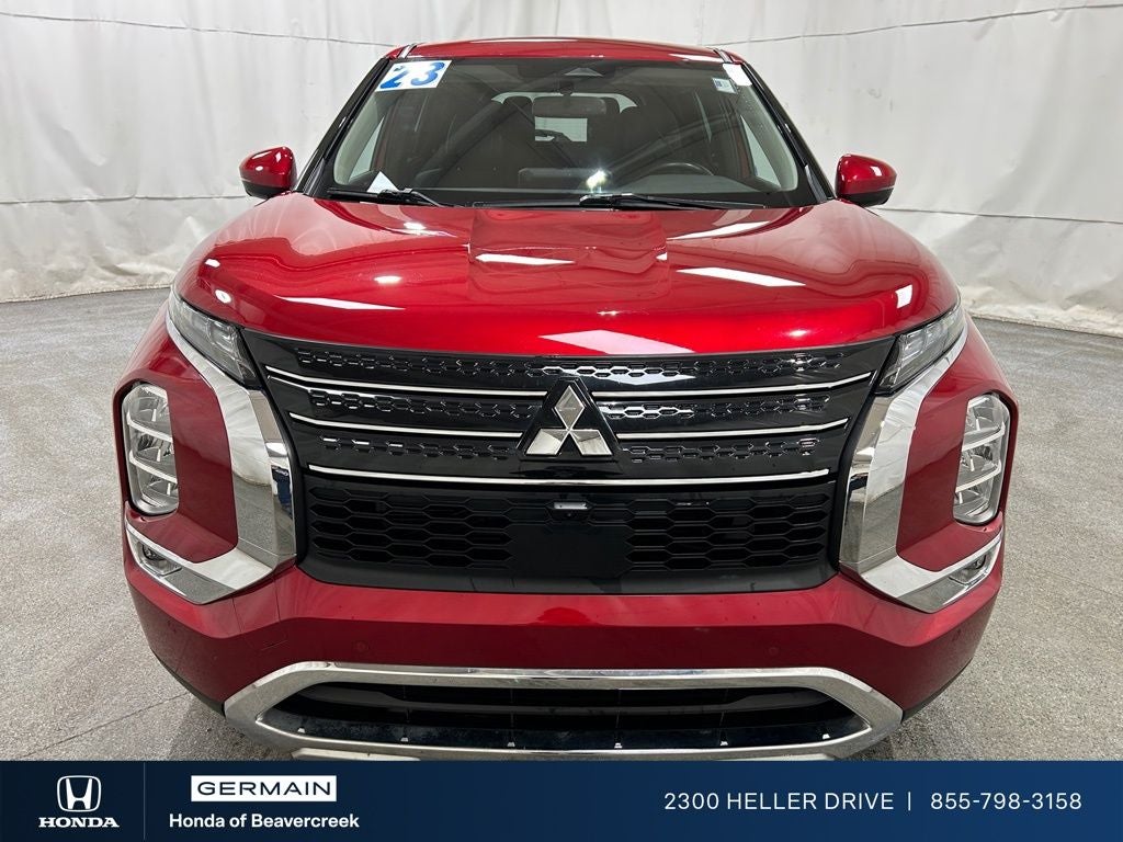 2023 Mitsubishi Outlander SE