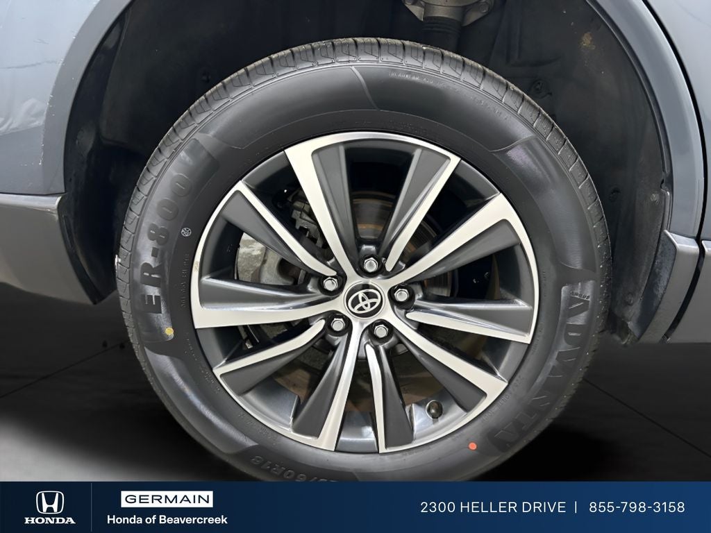 2021 Toyota Venza LE