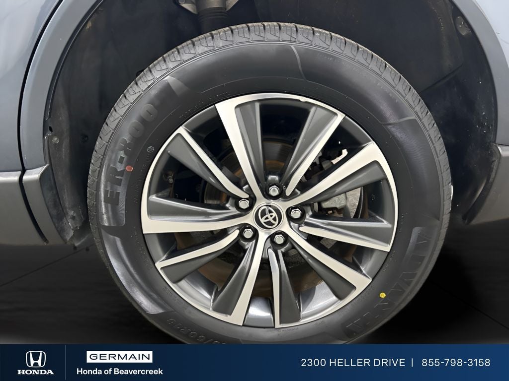 2021 Toyota Venza LE