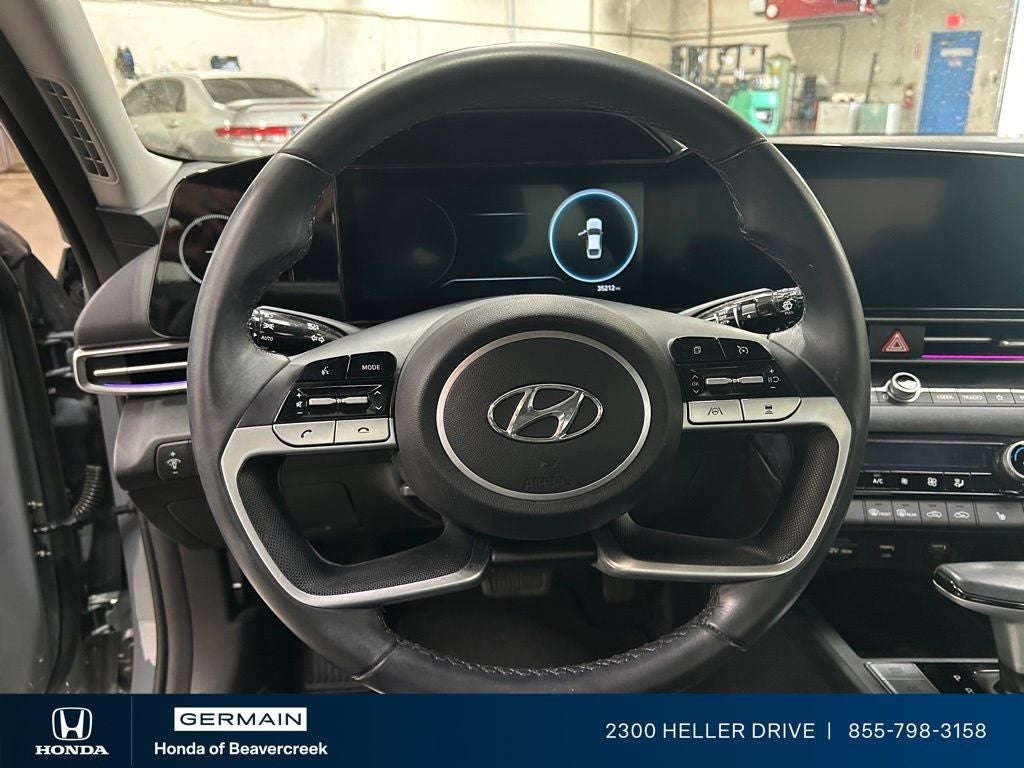 2022 Hyundai Elantra Limited