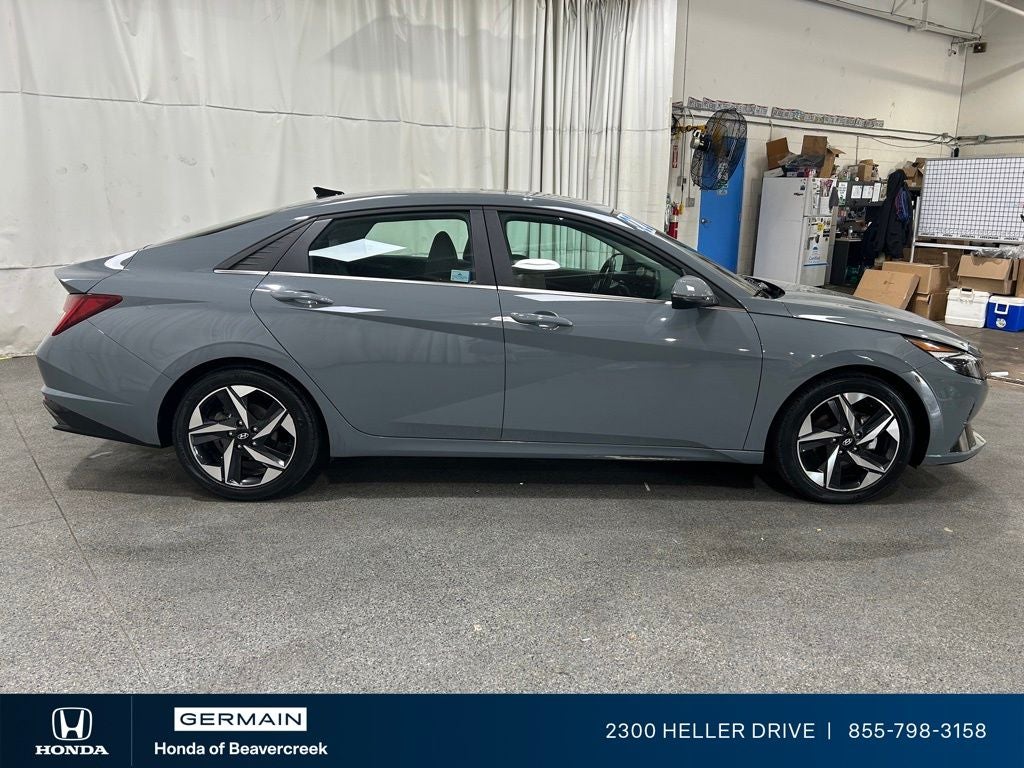 2022 Hyundai Elantra Limited