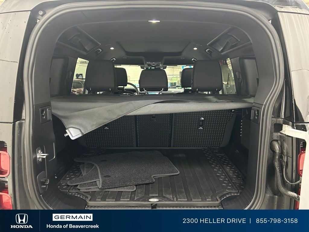 2025 Land Rover Defender 110 S