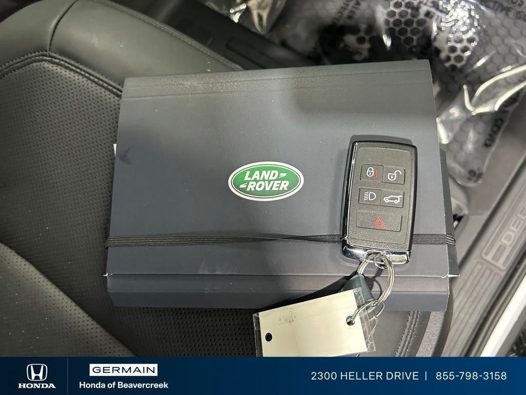 2025 Land Rover Defender 110 S