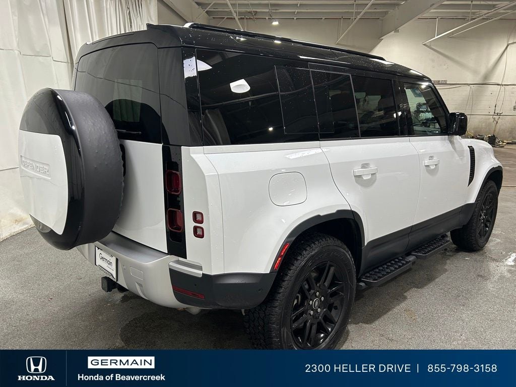 2025 Land Rover Defender 110 S