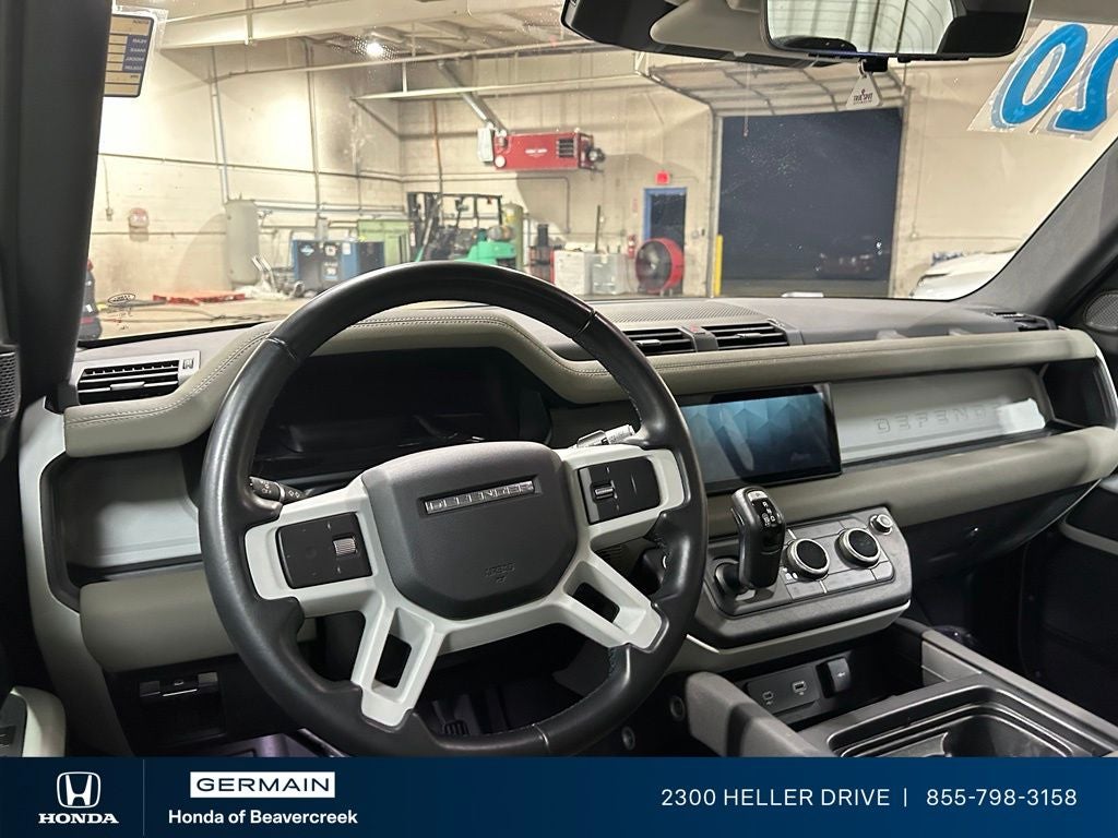 2020 Land Rover Defender 110 SE