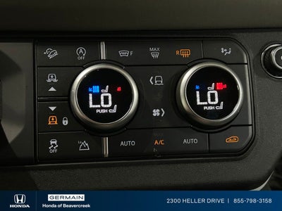 2020 Land Rover Defender 110 SE