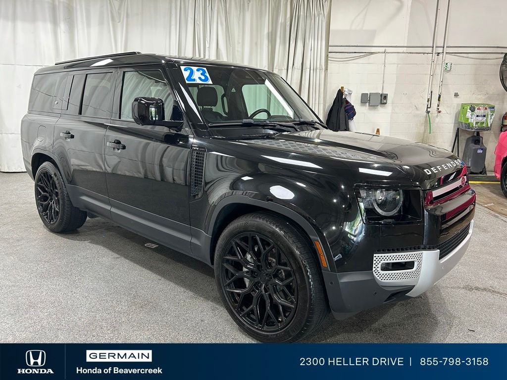 2023 Land Rover Defender 130 SE