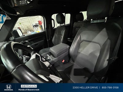 2023 Land Rover Defender 130 SE