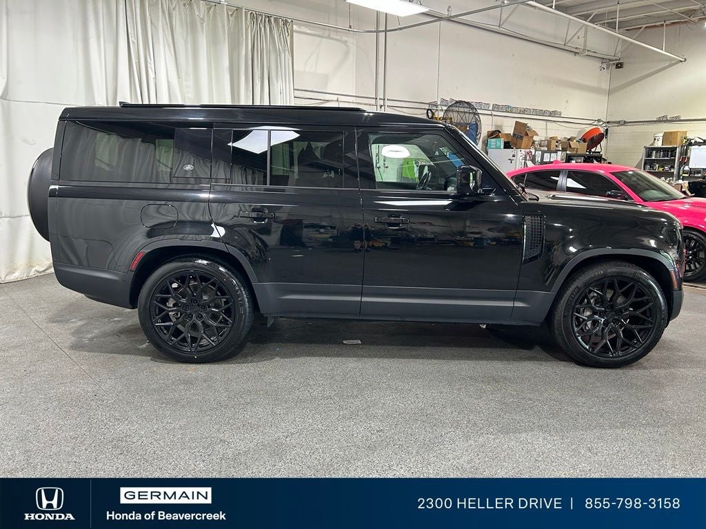 2023 Land Rover Defender 130 SE