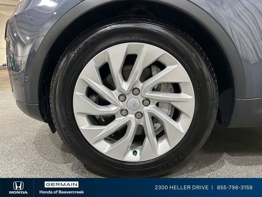 2025 Land Rover Discovery S