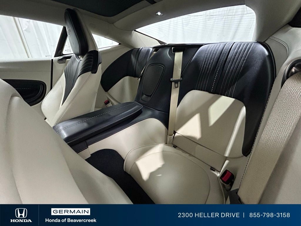 2019 Aston Martin DB11 Base