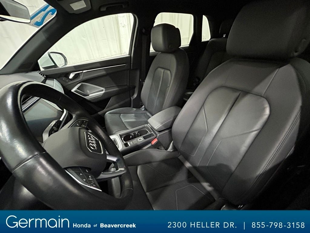 2021 Audi Q3 Premium quattro