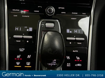 2020 Porsche Panamera Base