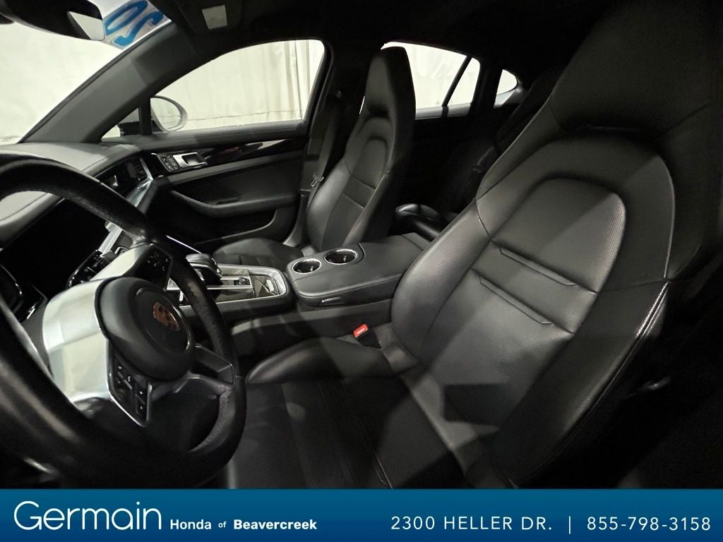 2020 Porsche Panamera Base