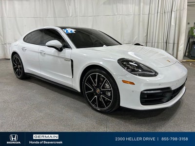 2022 Porsche Panamera E-Hybrid 4