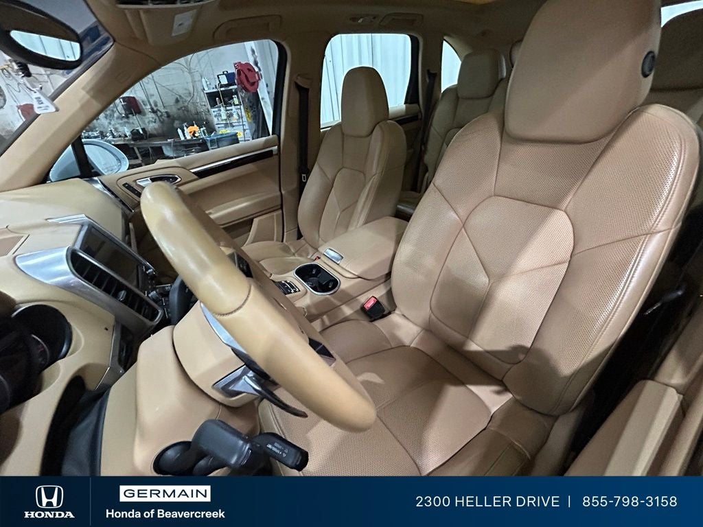 2017 Porsche Cayenne Base
